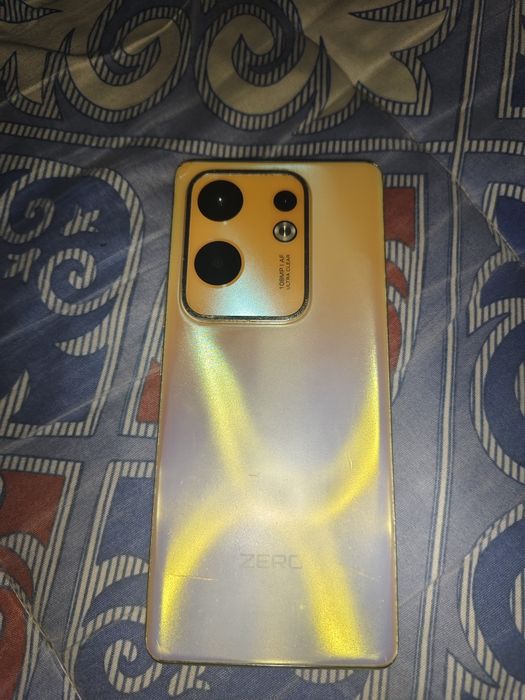 Ifinix ZERO 30 ==256