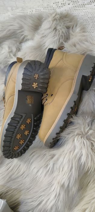 Ghete căptușite - piele sintetică