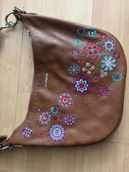 Чисто нова чанта Desigual