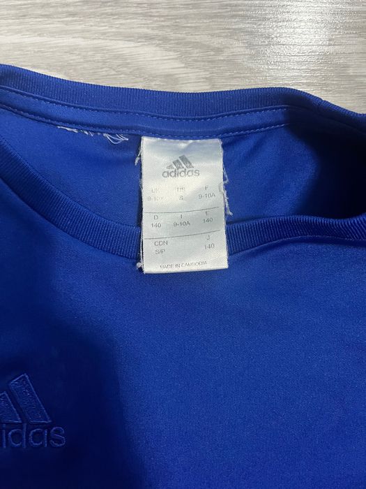 Обява 2 – Детска спортна тениска Adidas 140 см