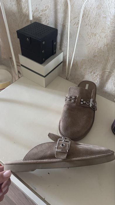 Замшевые мюли Zara размер 37