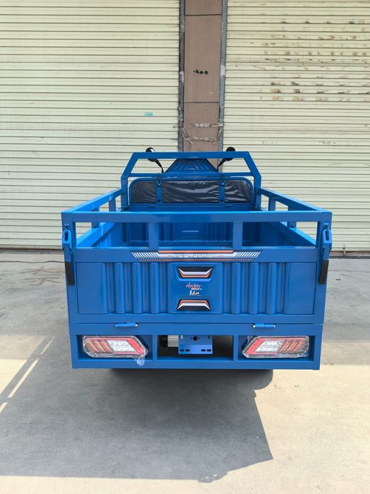 Triciclu Electric T09 cu cabina si bena basculabila 1000W 58Ah