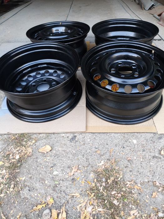 Продам комплект дисков R 15