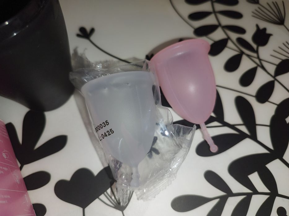 Cupa menstruala nouă Meluna Facelle