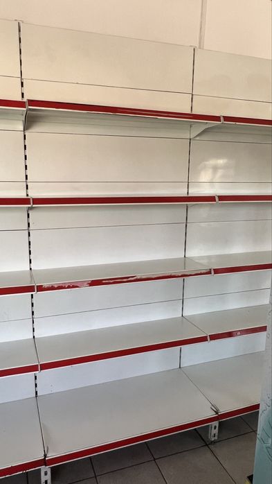 Стеллаж пристенный