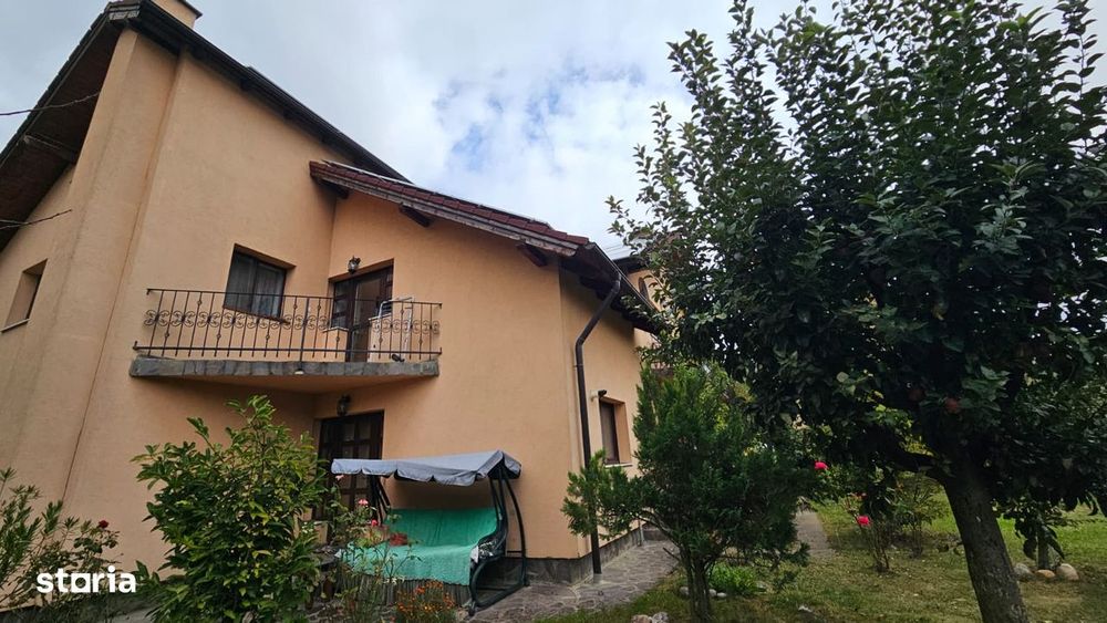 Duplex Tractorul Coresi,mobilat-utilat,curte comuna,600 Euro