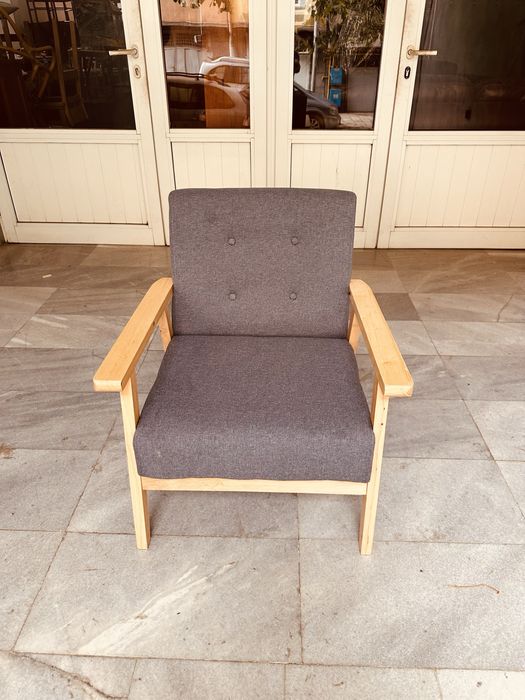 Скандинавско ретро кресло от масив – удобно дизайнерско lounge кресло (mid-century стил)