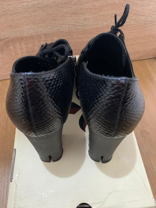 Продаю туфли в хорошем