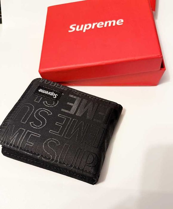 Portofel negru stil Supreme cu compartimente