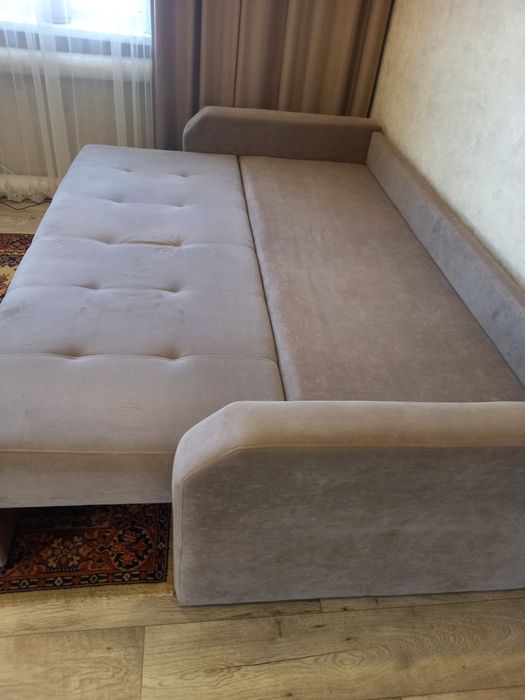 Продам отличный диван