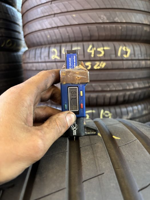 Anvelope Vara 255/50/20 Pirelli P Zero E 255 50 20 R20