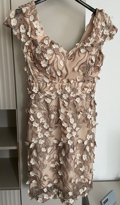 rochie de seara/nunta crem cu flori 3D Madelia