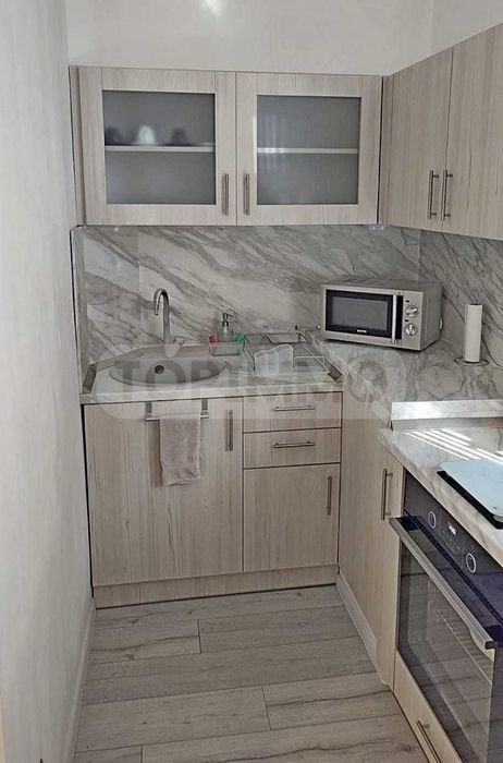 Етаж от къща под наем с централна локация