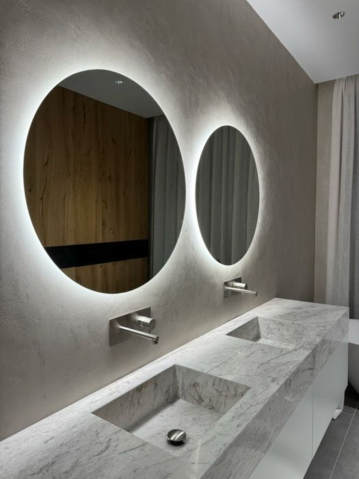 Поръчково огледало