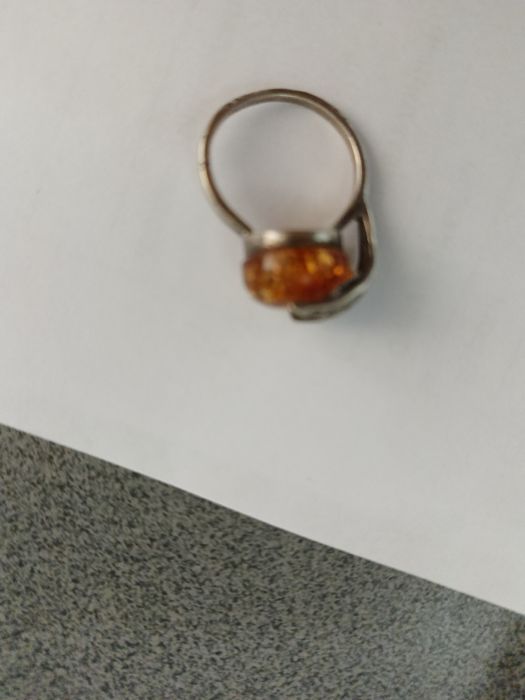 Продам серебряное кольцо 925 пробы