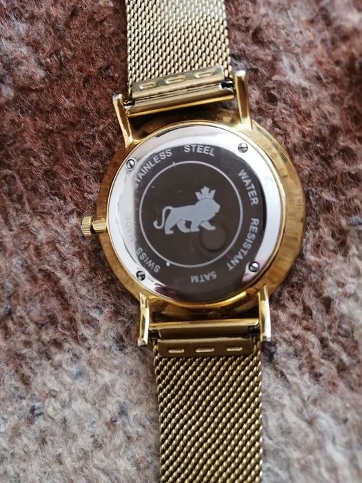 Нов Часовник Larsson Dennings