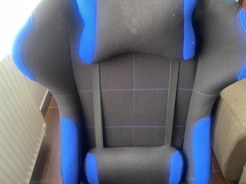 Scaun gaming negru/albastru cu perne lombare