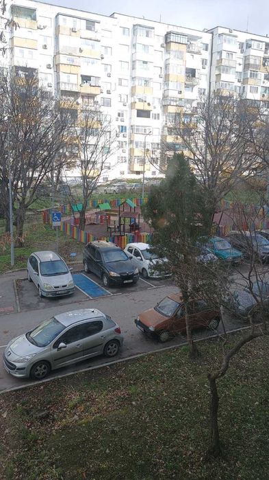 Апартамент 3-стаен