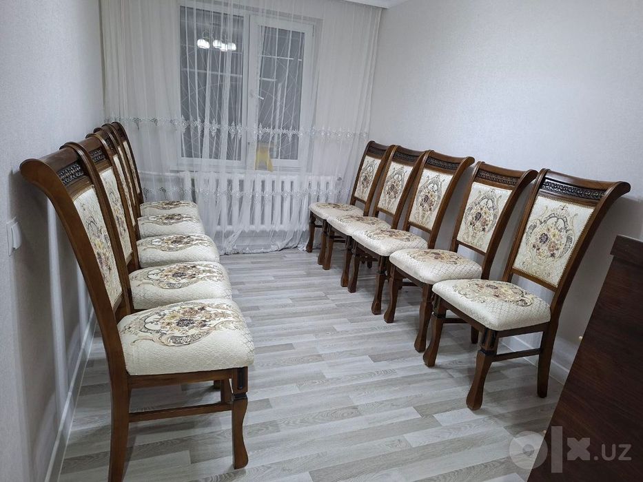 Стулья деревянные