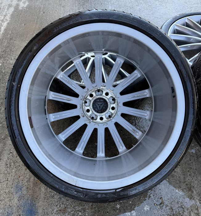 Jante / Roti Mercedes E W213 AMG : 245 35 20 / 275 30 20