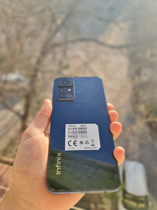 Infinix zero x pro 8+3/256. Holati yangi olinganiga 3 oy bulgan holati