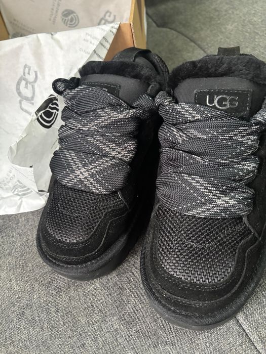 UGG Lowmel Snow Boots