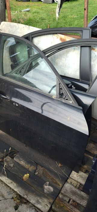 Usa neagra bmw e90