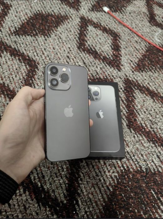 Айфон 13 про продам