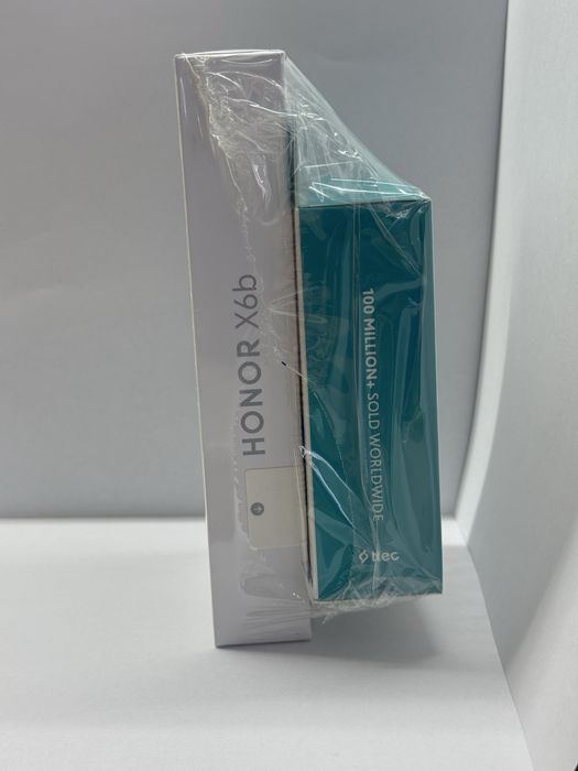 Телефон HONOR X6b в комплект с 2 броя безжични слушалки БОНУС