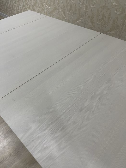 Срочно продам столь 85х85