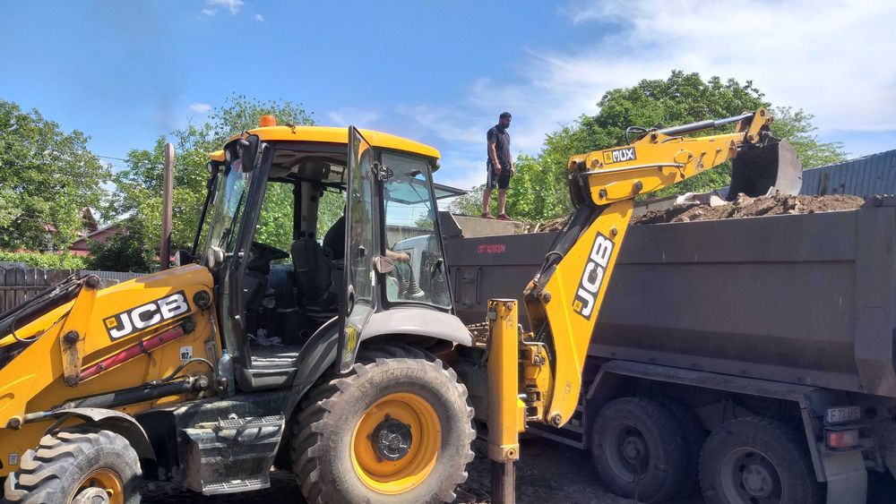 inchiriez buldoexcavator , picon , excavatii , demolari