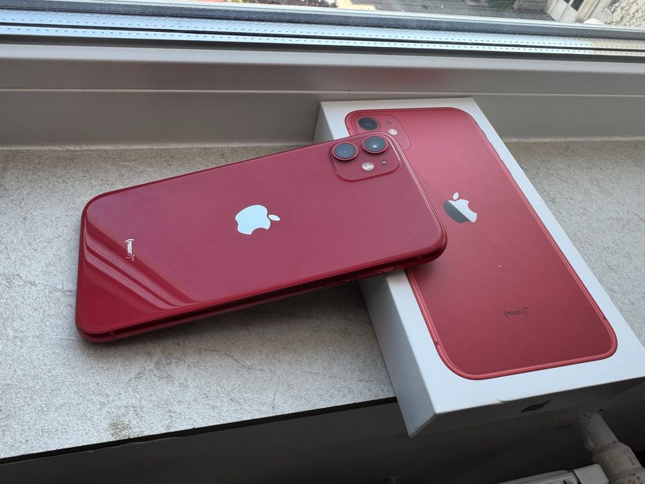 Vând iphone 11