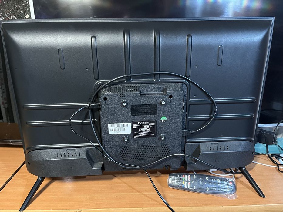 32” НОВ безрамков смарт телевизор Fobem Ml32EW300F