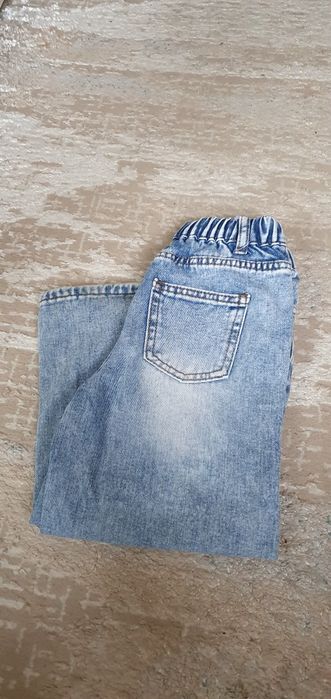 Blugi moderni pentru fetițe 3-5 ani