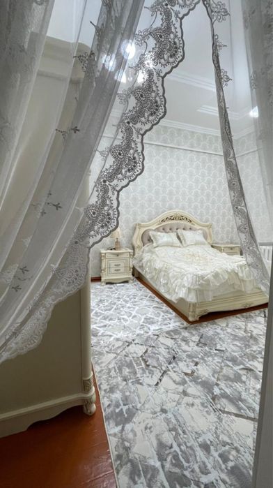 Продаётся спальный гарнитур