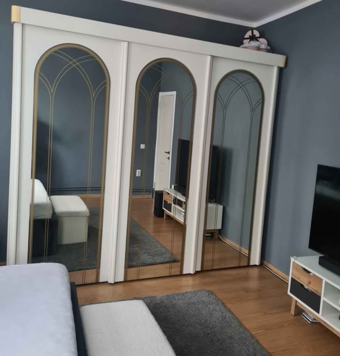 Dressing uși glisante și oglinda