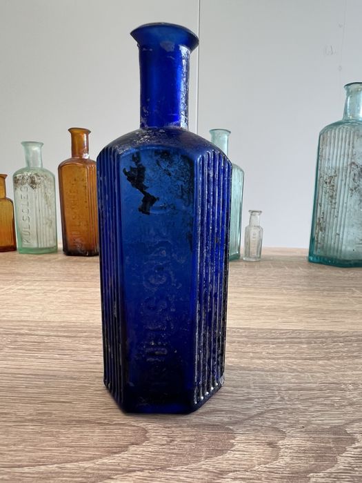 Colecție 10 sticle vechi de farmacie „KÜLSŐLEG” – Imperiul Austro-Ungar