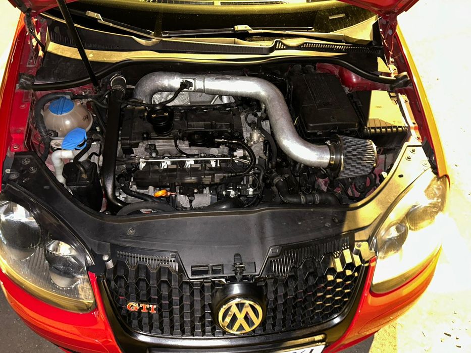 Vând Golf v GTI 2000 Benzina TFSI TURBO