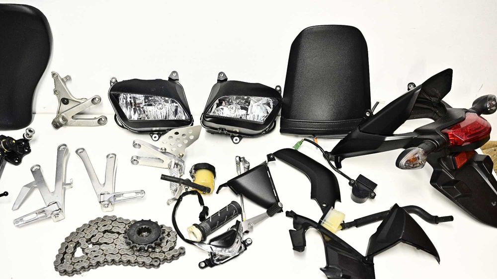 piese de curse Semighidoane radiator bord cadru codita CBR 600RR 2007-