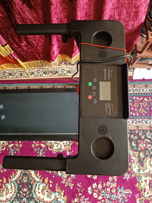 Yugurish yoʻlakchasi sotiladi