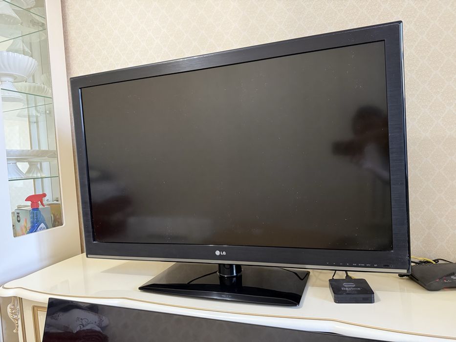 Срочноо! Арзан Телевизор LG, 109 см сатылады