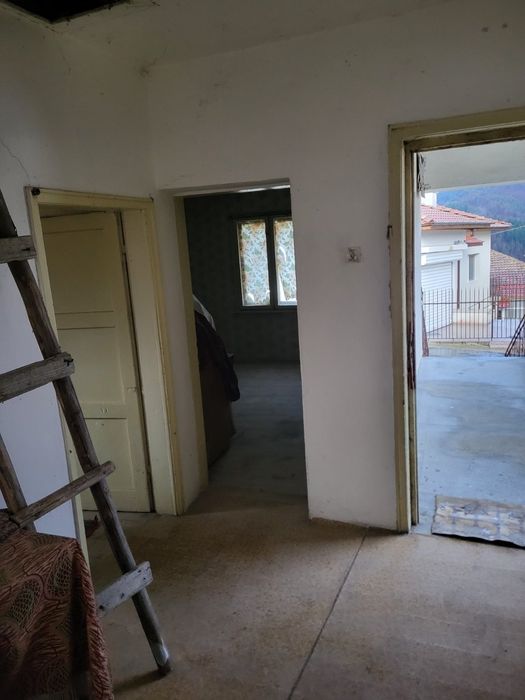 Продава се Етаж от къща в с. Баните, Област Смолян - 105 кв.м за 204 €/кв.м - Снимка #4