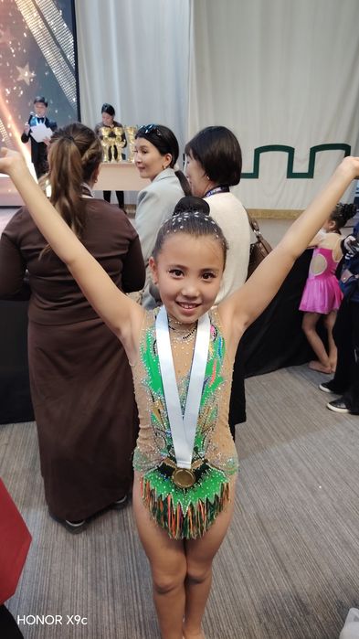 Гимнастическая купальник