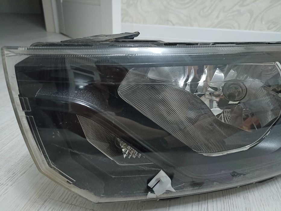 Фара Лада Гранта передняя водитель оригинал