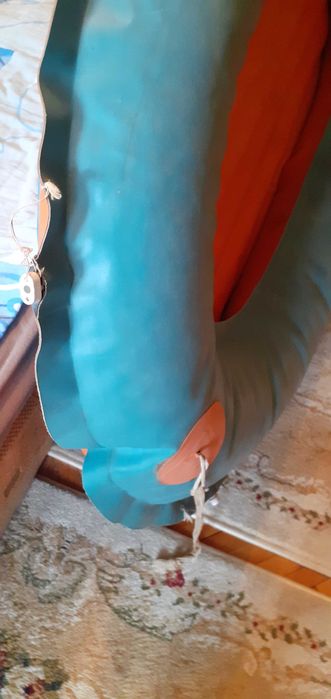 Vand rucsaci copii, saltele si colaci pentru inot