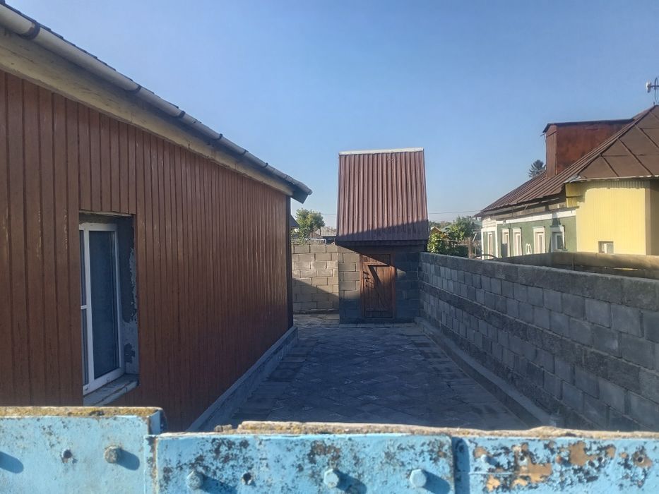 Үй сатамын. Жағдайы жақсы.