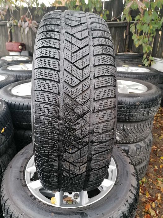 Set 4 Anvelope Iarna Pirelli Scorpion 235 60 R18 Dot 2020