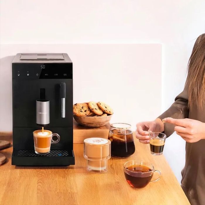 Кафеавтомат Cecotec Cremmaet Compact Steam 1350W