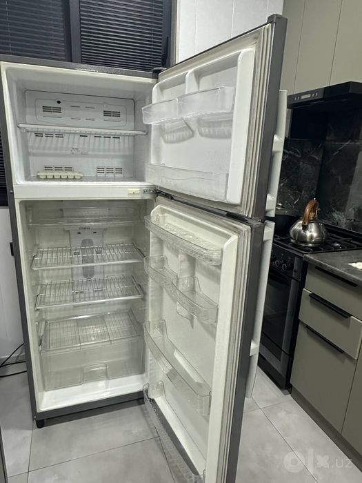 Продаётся холодильник Б/У в отличном состоянии