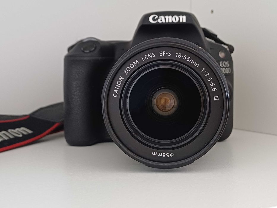 Aparat foto DSRL Canon EOS 200D WiFi